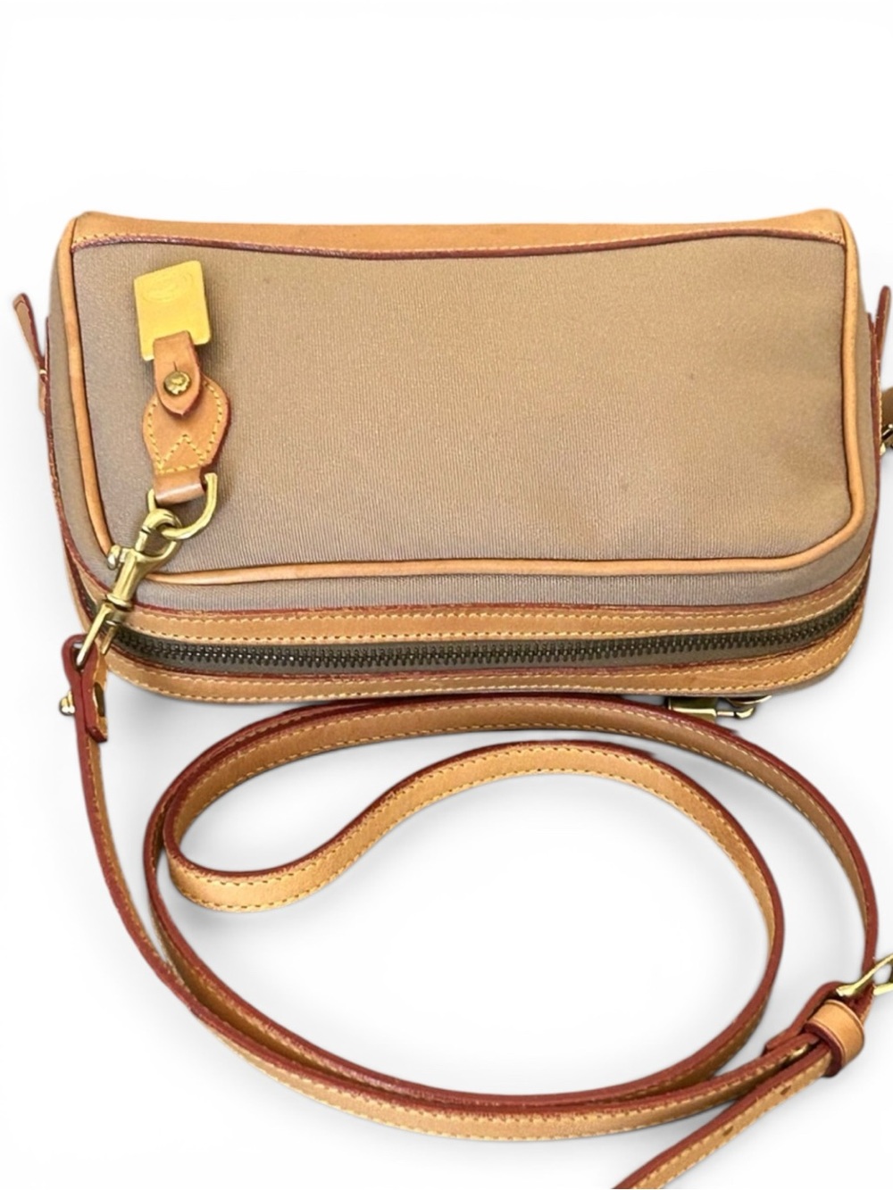 DOONEY & BOURKE Vintage Camera Zip Top Made in USA Crossbody Bag - Picture 9 of 15